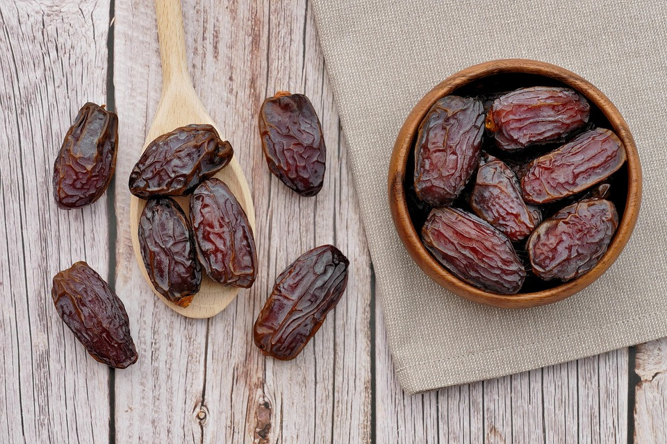 איך לגרות את כל חושי בן הזוג שלך בזמן קיום יחסי מין